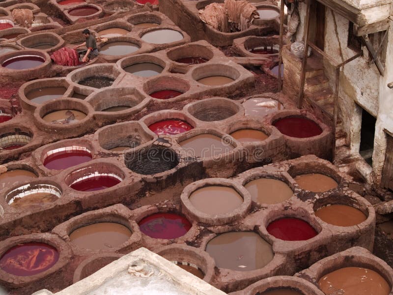 Conceria di cuoio a Fes, Marocco