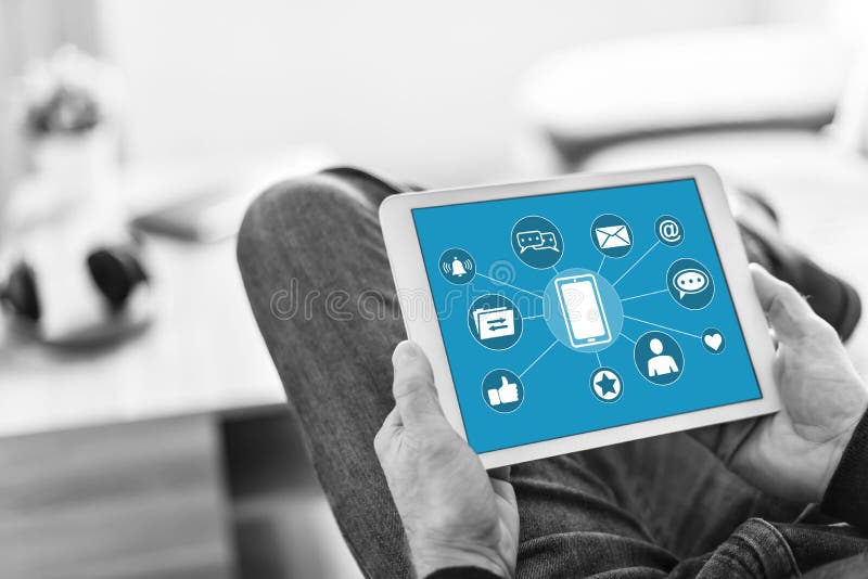 Concetto di app per dispositivi mobili su un tablet fotografia stock