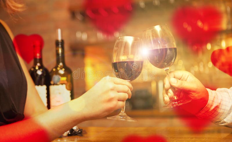 Concetto di San Valentino con vino e vetri