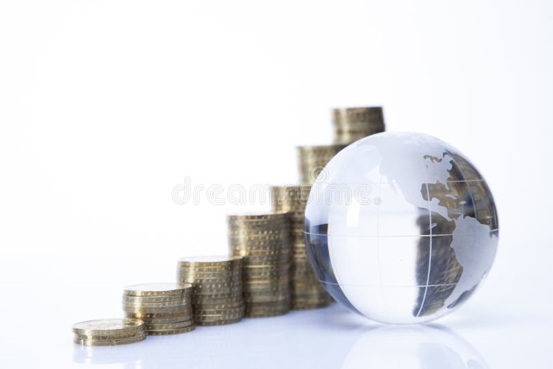 Concetto finanziario. Mondo e denaro fotografie stock