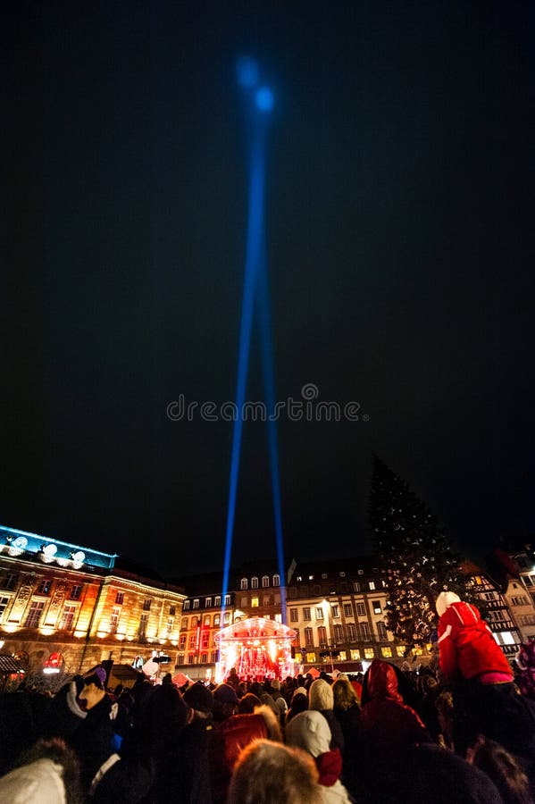 Concierto del Año Nuevo de la Navidad en Estrasburgo, Francia foto de archivo Concierto del Año Nuevo de la Navidad en Estrasburgo, Francia foto de archivo