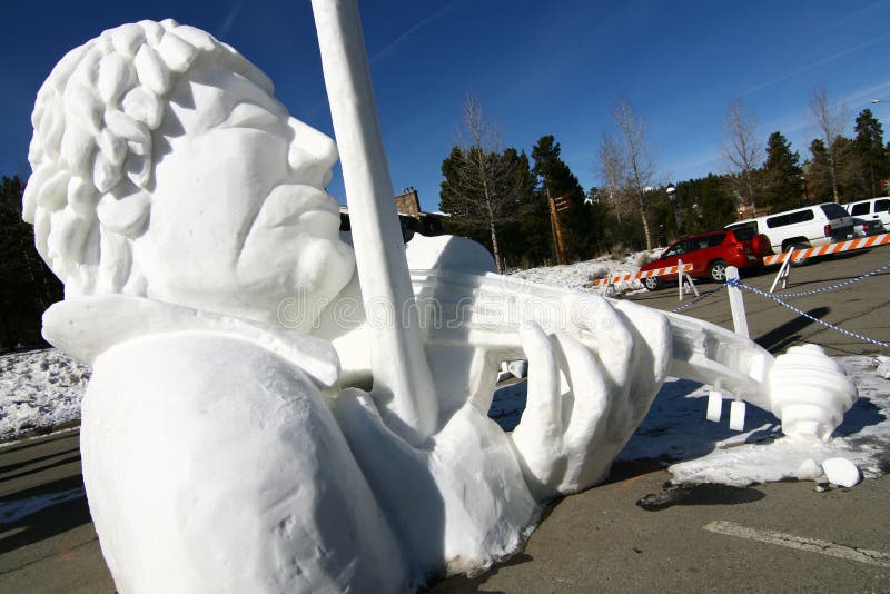 A violinist sculpted in snow at the annual outdoor Budweiser International Snow Sculpture Competition in Breckenridge, Colorado. A violinist sculpted in snow at the annual outdoor Budweiser International Snow Sculpture Competition in Breckenridge, Colorado.