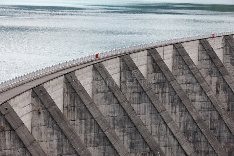 Concrete weir stock image. Image of panning, landscape 18036723