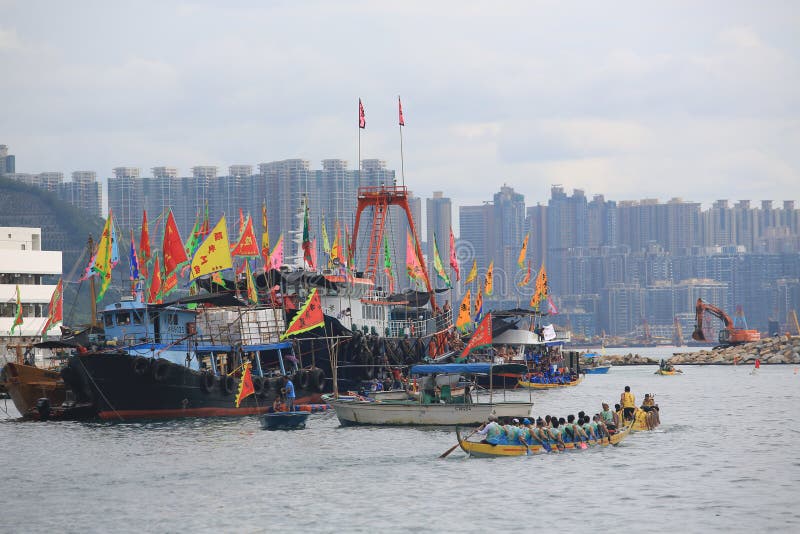 Concursul de dragoni este început pentru festivalul Duanwu. royalty free stock photo