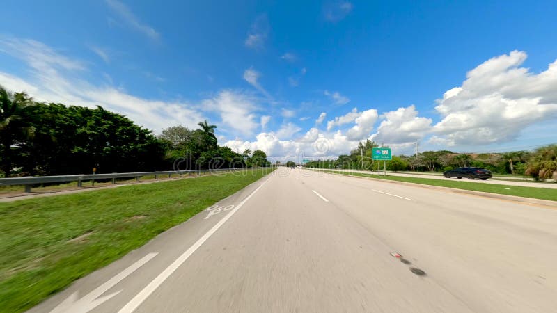 Conduite vers le sud sur la route flamingo davie floride vue arrière plaque b rouleau métrage 2024 banque de vidéos