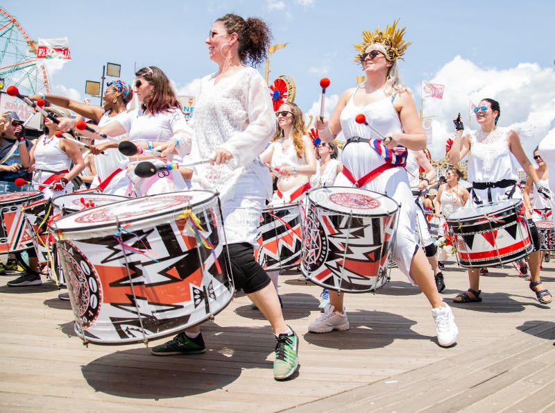 Coney Island, Brooklyn, New York, June 22, 2019: Annual Mermaid Parade ...