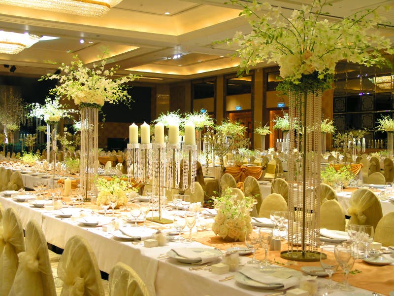 Configuration de table de mariage photographie stock libre de droits Configuration de table de mariage photographie stock libre de droits