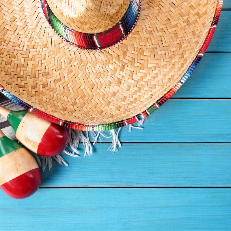 Confine blu del fondo del sombrero messicano di Cinco de Mayo immagine stock libera da diritti Confine blu del fondo del sombrero messicano di Cinco de Mayo immagine stock libera da diritti
