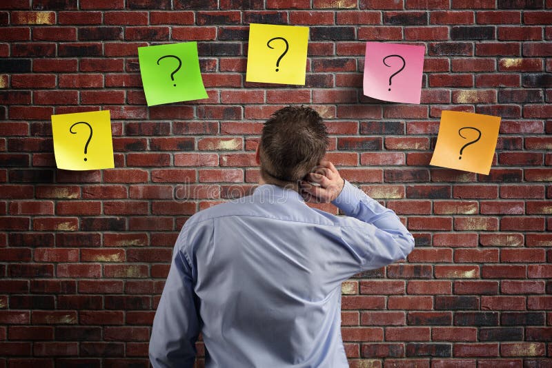 Confusion et points d'interrogation images stock