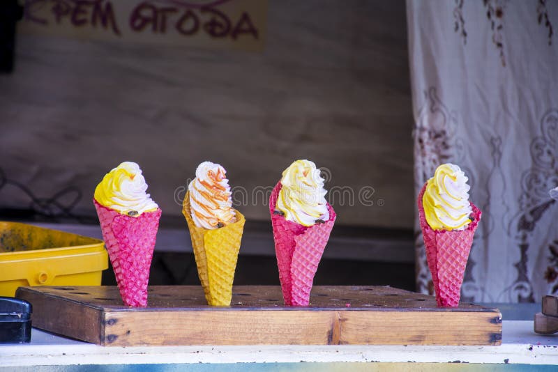 Conos de helado imagen de archivo libre de regalías Conos de helado imagen de archivo libre de regalías