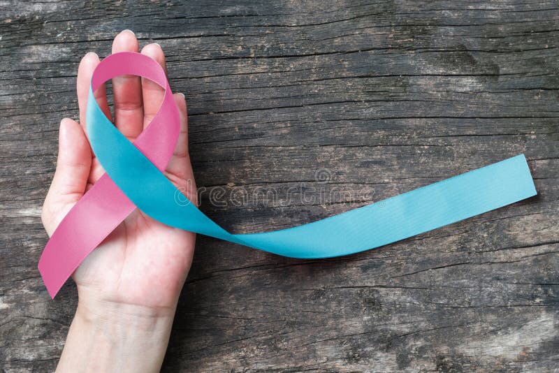 Consapevolezza del nastro blu rosa isolato con il colore dell'arco di clipping per neonato difetto di nascita sindrome della morte