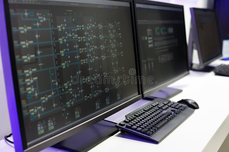 Consolă de operator într-o cameră de control stock photography