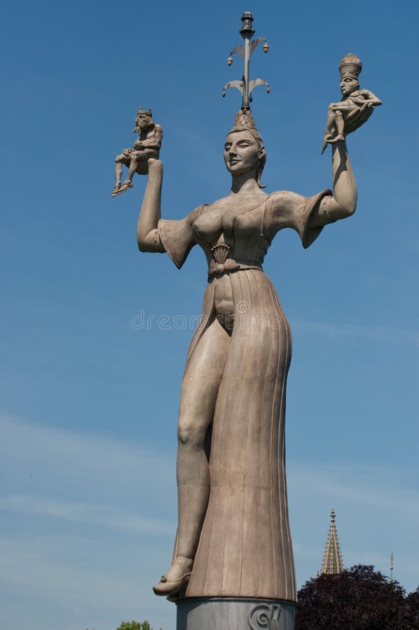 Constance, Allemagne : Statue D'Imperia Photo stock - Image du ciel