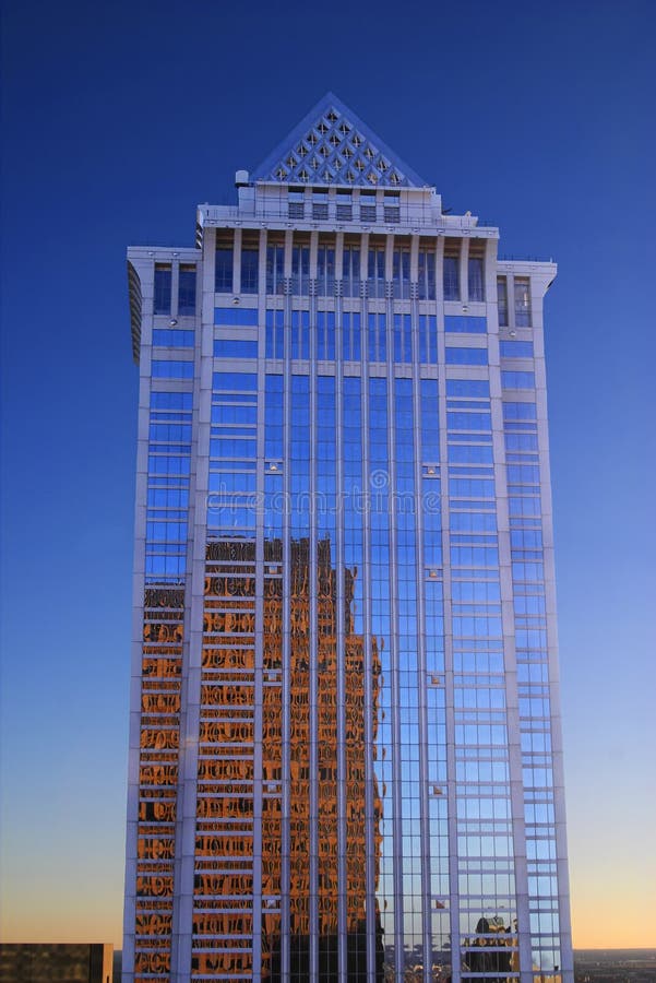 Construcción De Mellon Bank Imagen de archivo Imagen de torre, banca