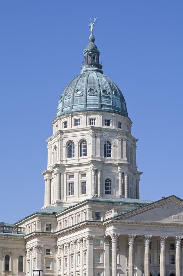 Construction de capitol d'état du Kansas images libres de droits Construction de capitol d'état du Kansas images libres de droits