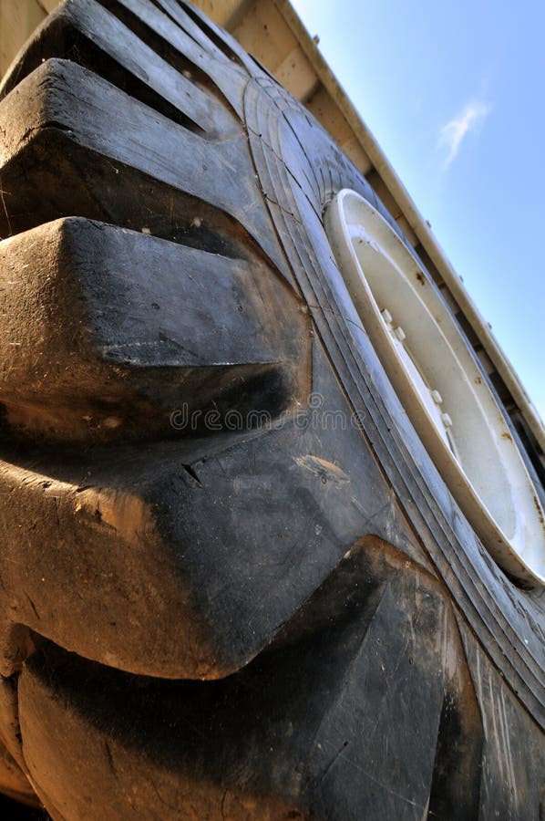 Construction loader tyre in wide view angle