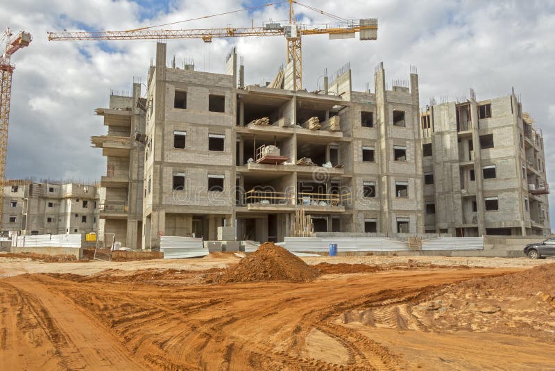 Construção de uma área residencial imagem de stock royalty free Construção de uma área residencial imagem de stock royalty free