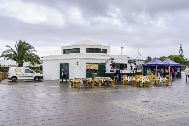 Edifício tradicional em Teguise foto de stock royalty free
