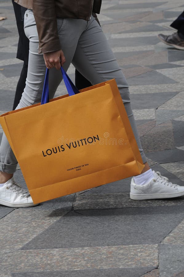 1,941 Louis Vuitton Shopping Stock Photos - Free & Royalty-Free