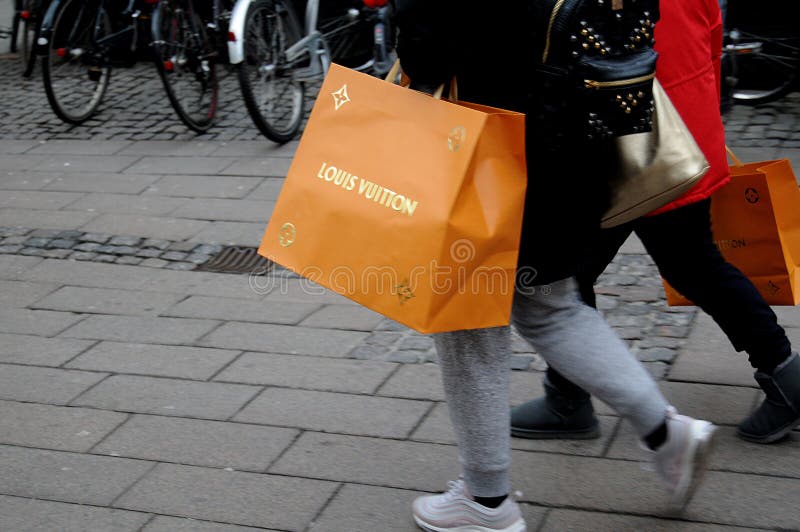 Louis Vuitton Bag In A Shop Window In Via Montenapoleone Stock Photo -  Download Image Now - iStock