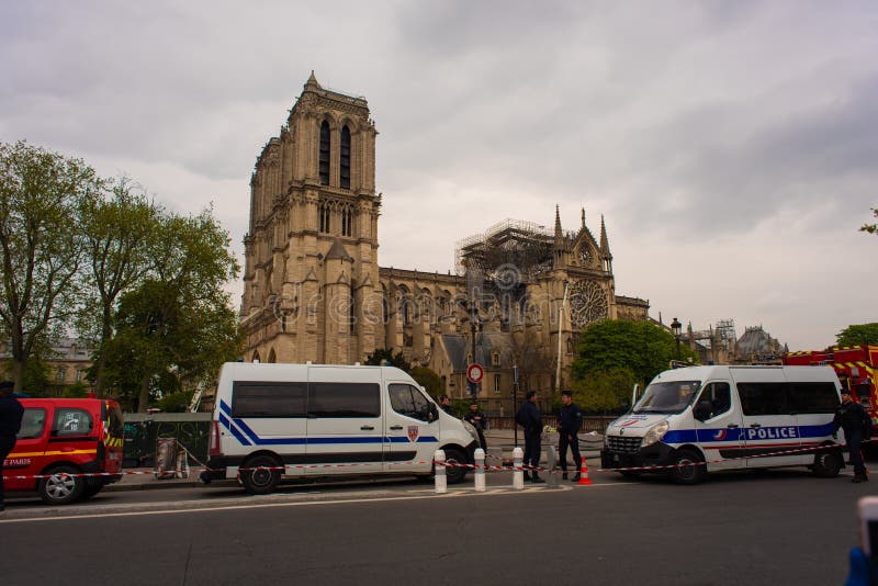 Conséquence de Notre Dame Fire image stock Conséquence de Notre Dame Fire image stock