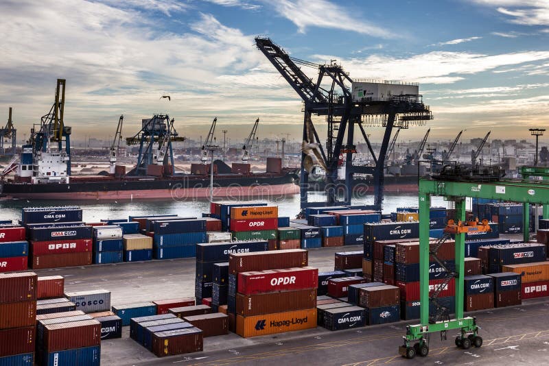 Containerterminal in de zeehaven van Casablanca, Marokko stock fotografie Containerterminal in de zeehaven van Casablanca, Marokko stock fotografie