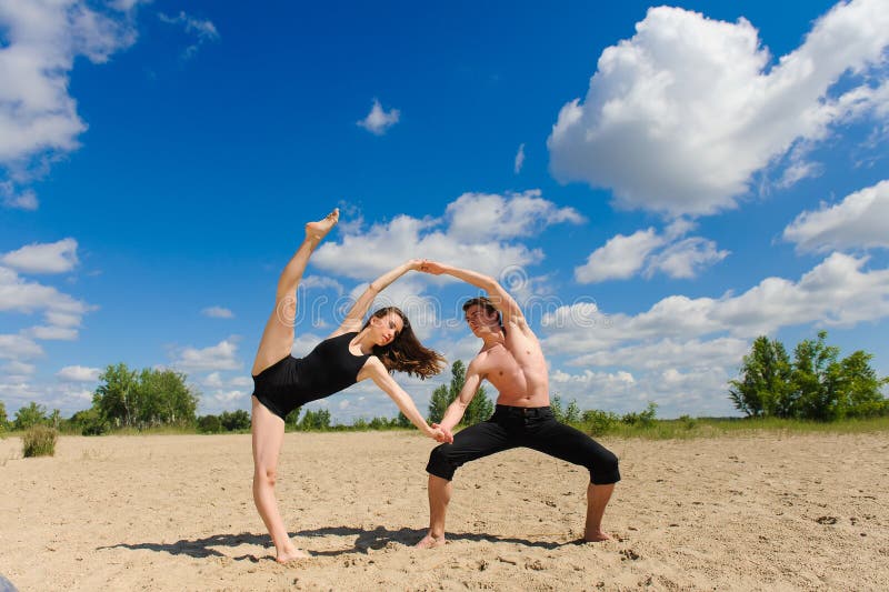 Contemporary dance. Young couple dancing.