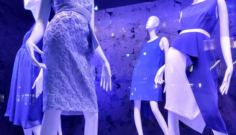 Violet Shop Window, Fashion Trends, NYC, NY, USA