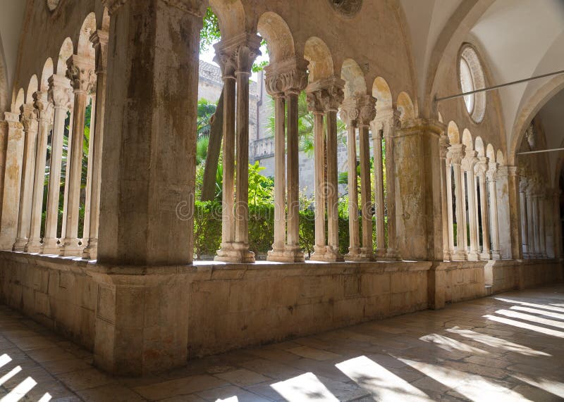 Convento del monastero franciscan fotografie stock libere da diritti Convento del monastero franciscan fotografie stock libere da diritti