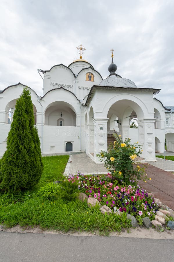Convento dell'intercessione in Suzdal' fotografie stock Convento dell'intercessione in Suzdal' fotografie stock