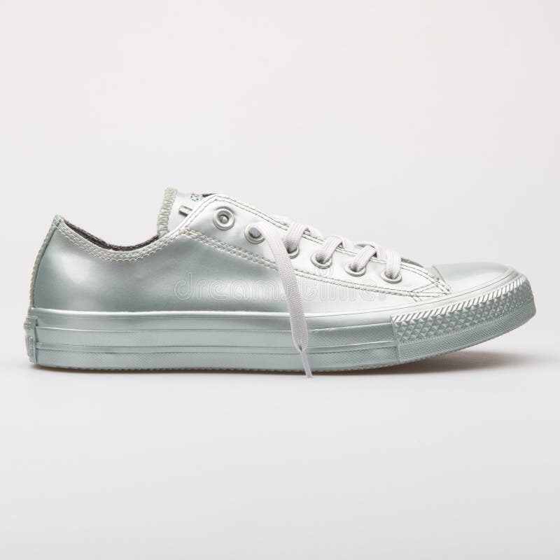 Converse Chuck Taylor All Star Metallic Rubber OX Silver Sneaker Editorial  Image - Image of sneaker, isolated: 146644485