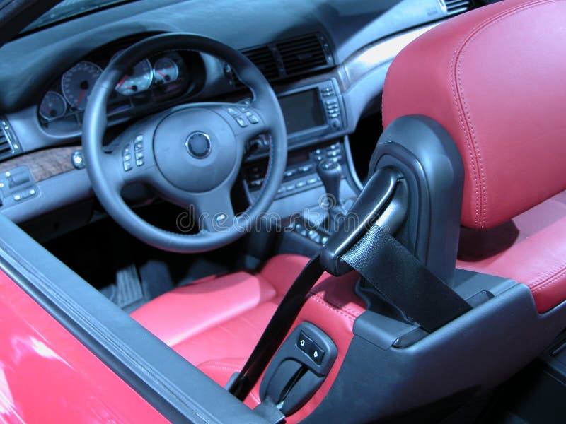 Convertible - cuir rouge photo stock Convertible - cuir rouge photo stock