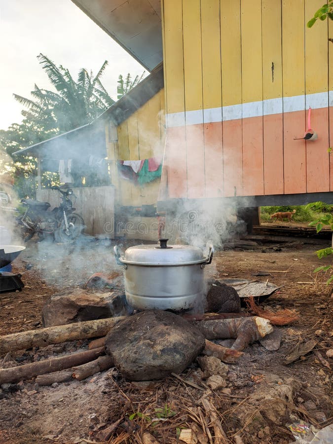 Cook rice with a stove stock photo. Image of construction 264066426