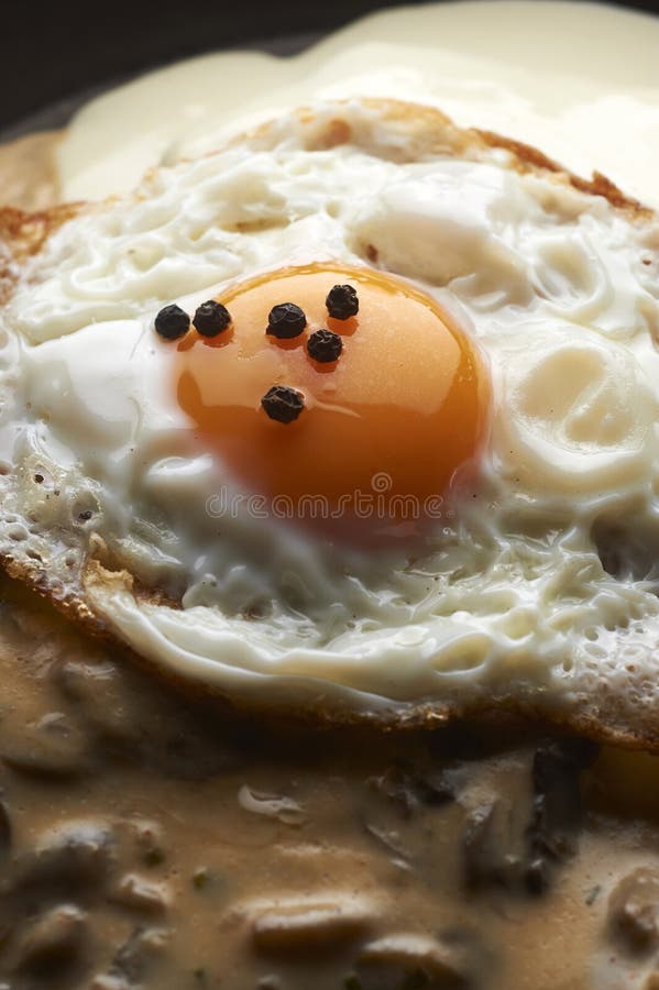 Cooked egg