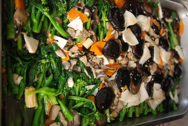 Cooked mushroom and vegetables