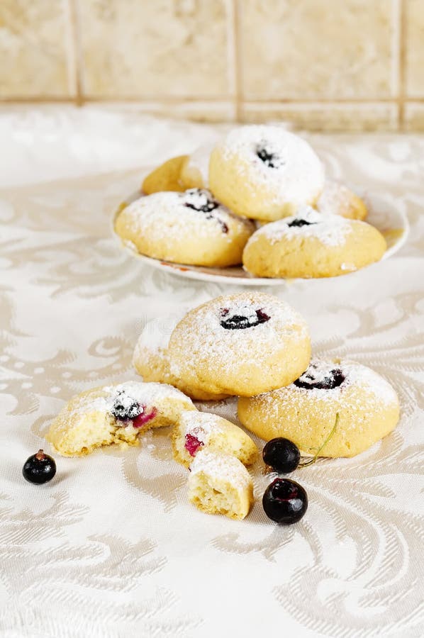 Cookies with blackberry