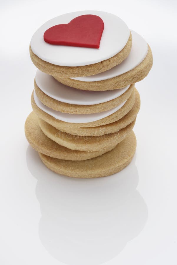 Cookies do coração do amor foto de stock Cookies do coração do amor foto de stock