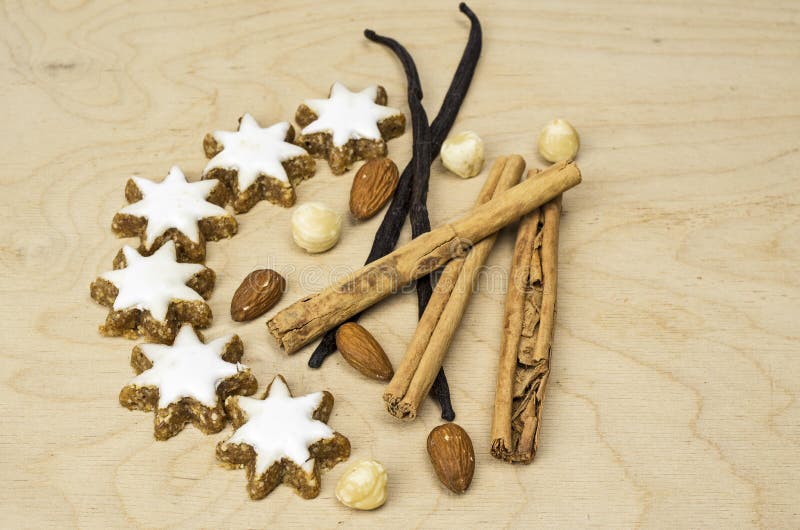 Cookies and Spice for Christmas Stock Photo - Image of holidays, cookie