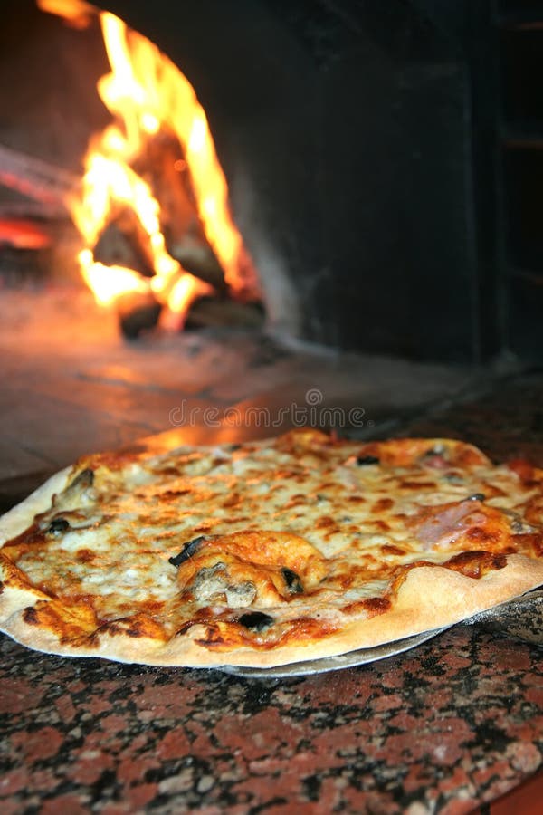 16,295 Cooking Pizza Oven Stock Photos Free & RoyaltyFree Stock