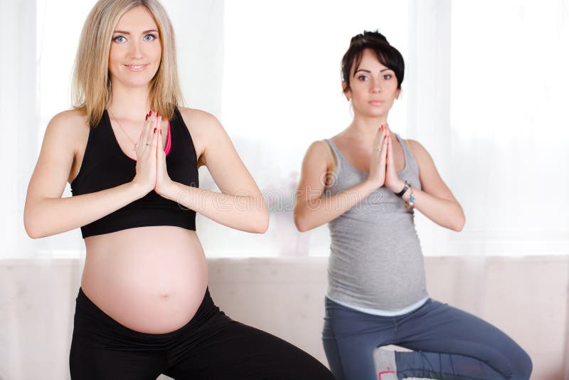 Providing Expectant Mothers with Accessible Prenatal Yoga Classes