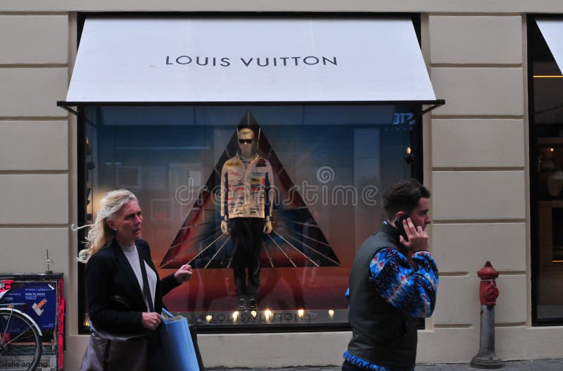 LOUIS VUITTON LUXURY STORE on STROGET COPENHAGEN Editorial Photography -  Image of french, luxury: 148970157