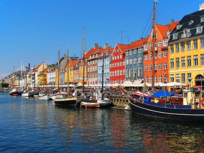 Nyhavn najviac polular historické miesto v Kodani, Dánsko.