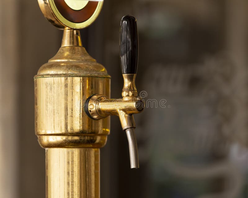 Copper Beer tap stock photo. Image of closeup, chopp 185564064