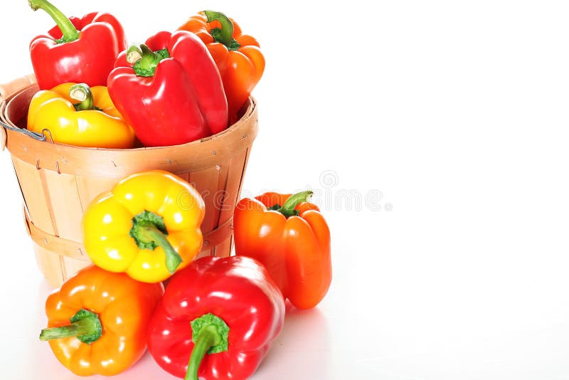 Copyspace koszykowy dzwonkowy kolorowy pieprz fotografia royalty free