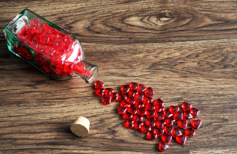 Corazones en una botella imágenes de archivo libres de regalías Corazones en una botella imágenes de archivo libres de regalías