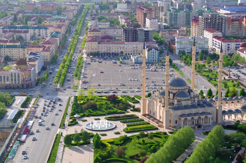Coração da mesquita de Chechnya grozny República chechena Rússia imagem de stock Coração da mesquita de Chechnya grozny República chechena Rússia imagem de stock