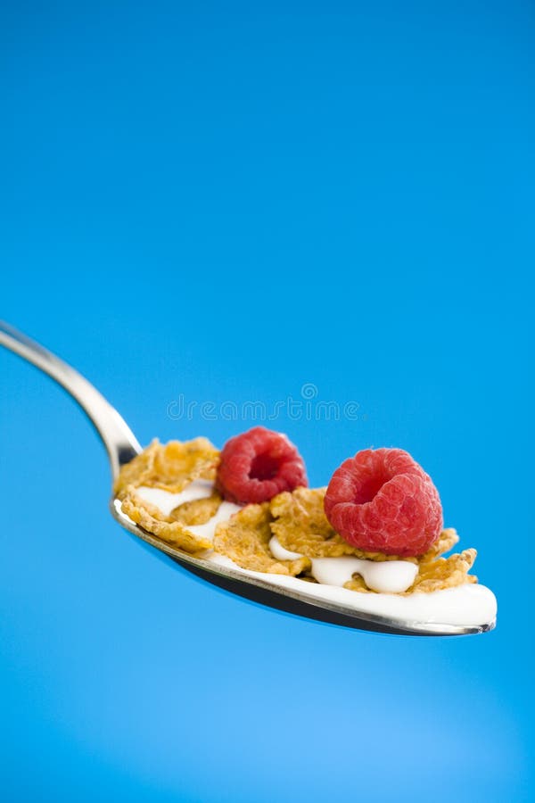 Corn flakes on the spoon