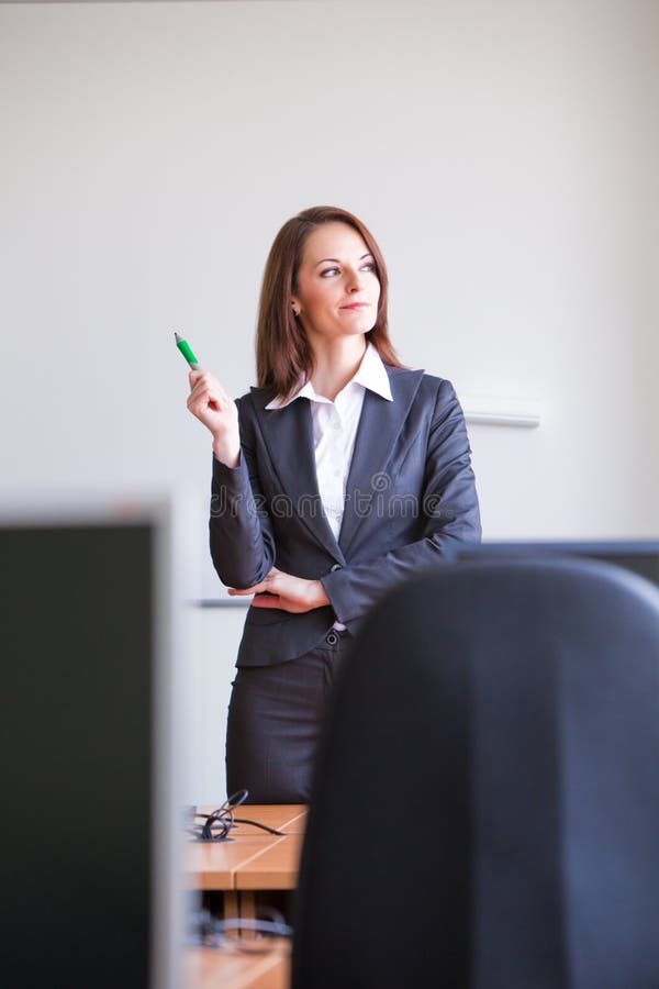 Corporate trainning - woman presenting