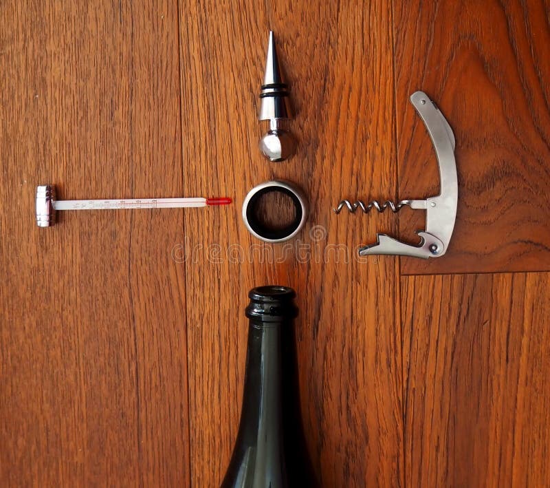 Corredo del degustatore del vino Strumenti del vino fotografia stock Corredo del degustatore del vino Strumenti del vino fotografia stock