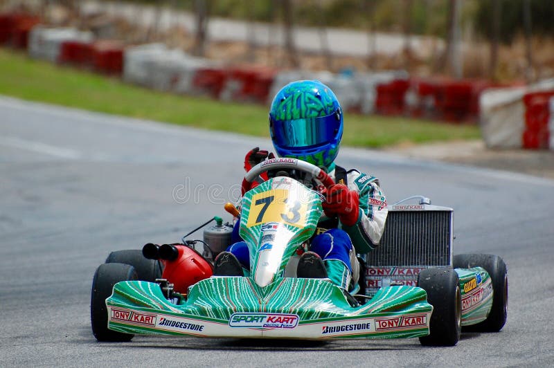 Kart Racing Ou Karting é Uma Variante Das Corridas De Moto Com Roda Aberta  Imagem de Stock Editorial - Imagem de velocidade, istambul: 173211589